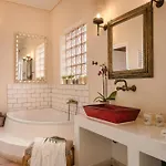 Scorpios Mansion Loft / Downtown Skala / Seaside Feriehus *