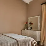 Feriehus Scorpios Mansion Loft / Downtown Skala / Seaside *